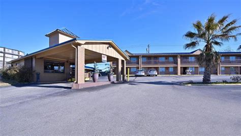 Xecutive Inn and Suites, Center – Updated 2024 Prices.
